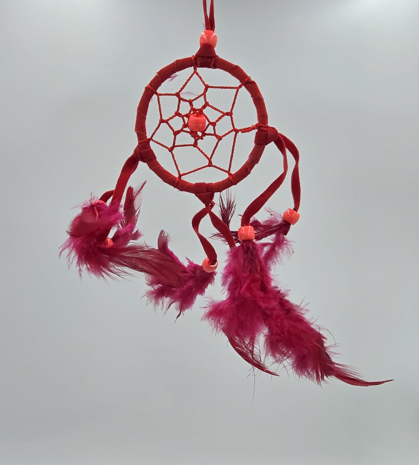 Traumfänger Bali 20x6x0,5 cm Dreamcatcher Rund rot weiß schwarz klein Rückspiegelanhänger