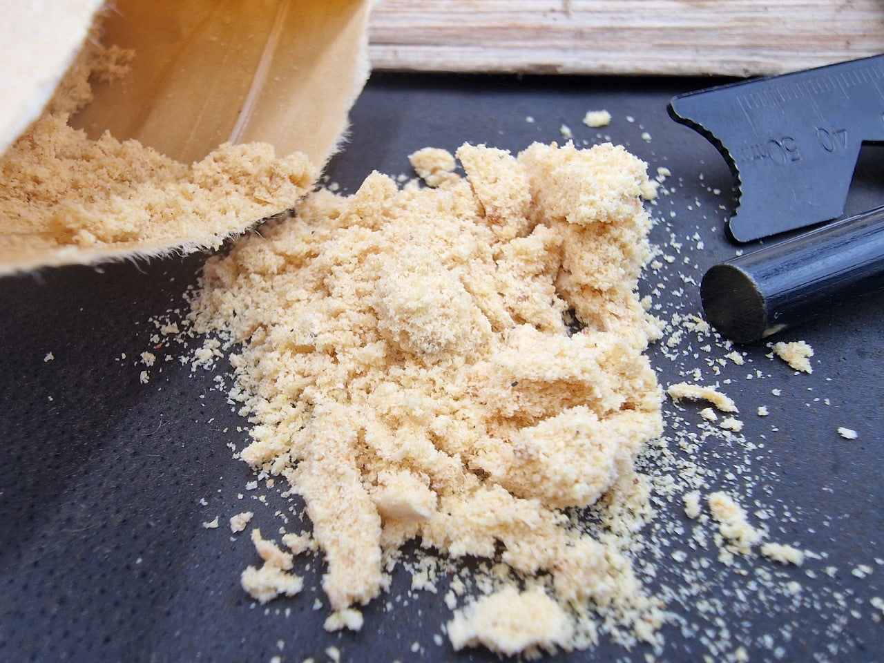 Fatwood sawdust fire starter bushcraft 50 grams fireplace fire starter pine shavings