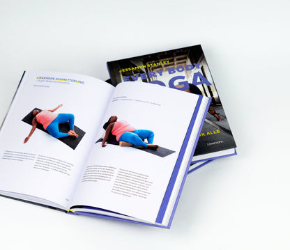 Every Body Yoga - Jessamyn Stanley, Miriam Koch - Non-fiction book - Yoga for everyone!