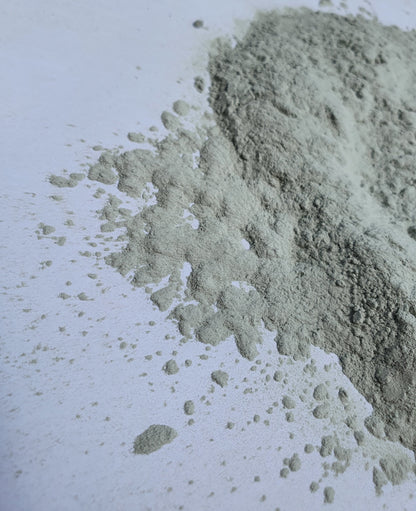 Urgesteinsmehl aus Franken Diabas Mineraldünger Bodenaktivator Staubbad Geflügel